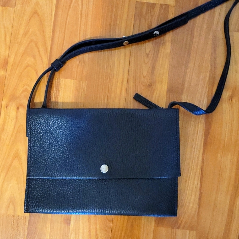 Shinola Detroit Accordian Crossbody bag